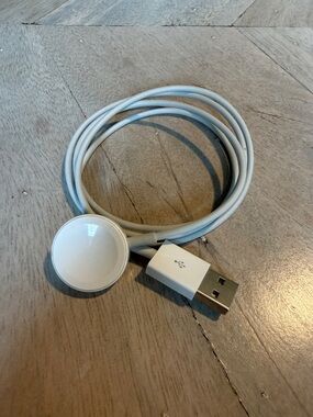 APPLE Watch Magnetic Fast Charger to USB Cable 1 Meter